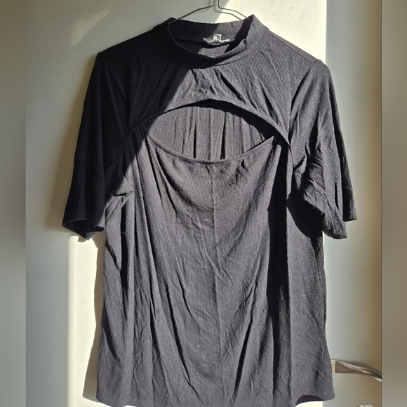 Reitmans Cutout Black Top Womens Size L - Picture 3 of 5